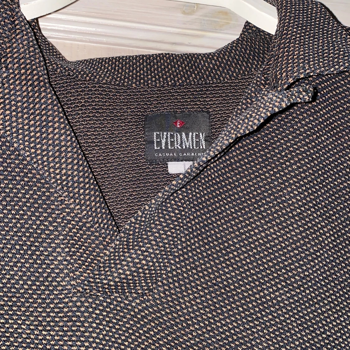 skjort t-shirt i storlek M/L - 90