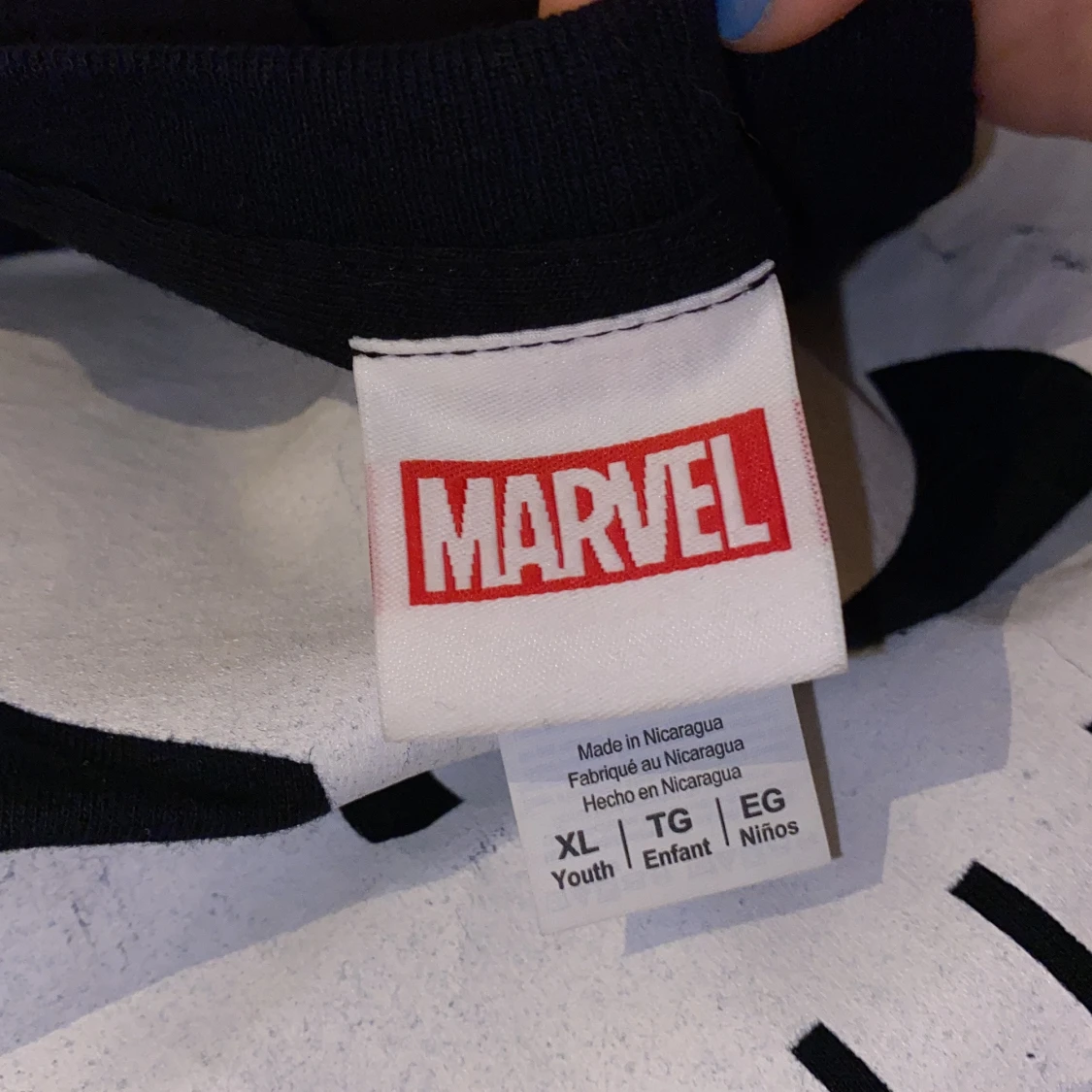 Svart T-shirt med döskalle tryck - 91