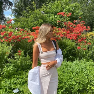 Kjol set  - Jättefint set från Asos märke Vesper. Använd en gång!