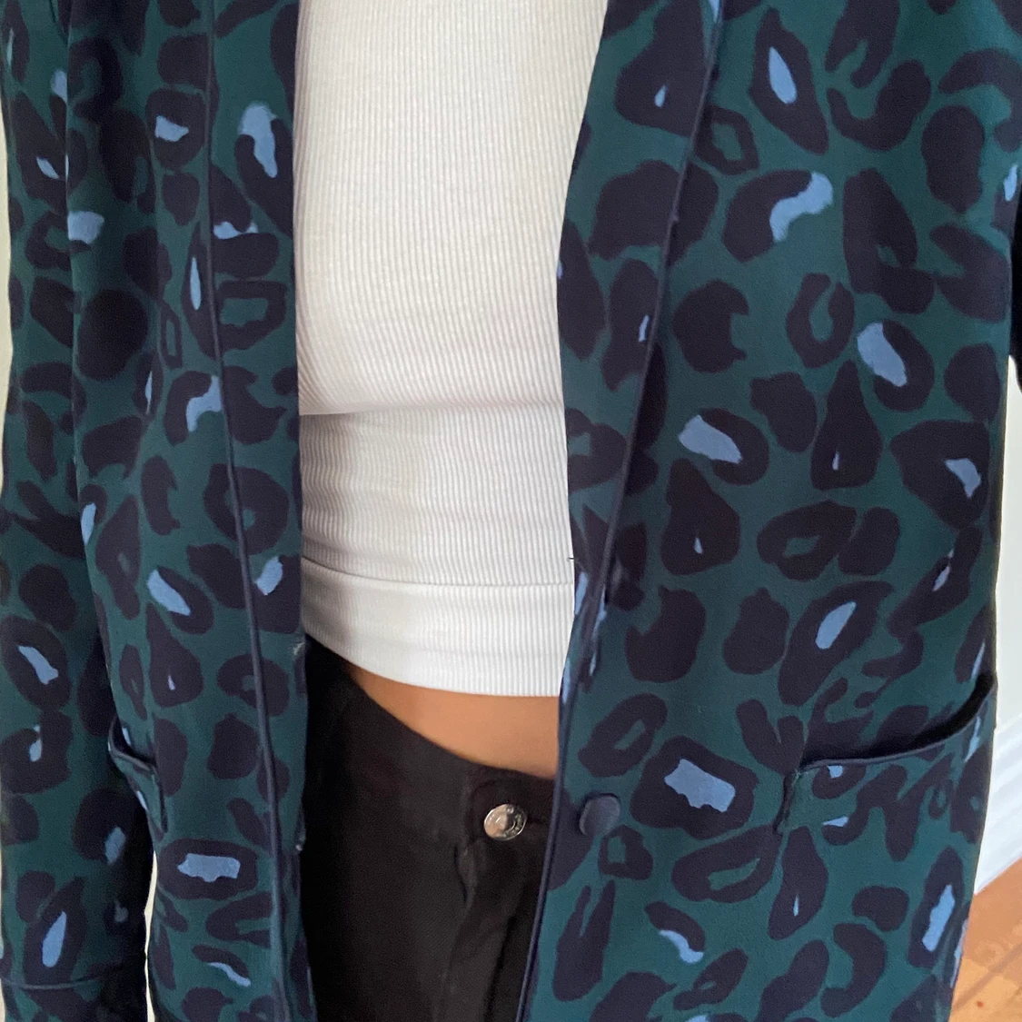 Kavaj med leoprint - 90