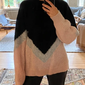 Stickad other stories tröja  - Jättefin tröja verkligen, nästan aldrig använd! 