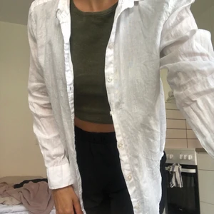 Skjorta i linne  - 🤍🤍