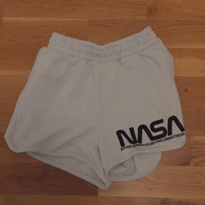 Mjukis shorts - Sköna mjukis shorts från H&M storlek 152😃