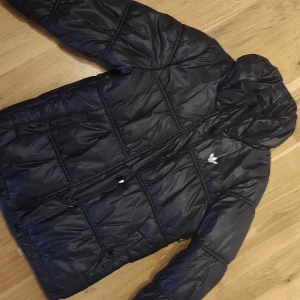 Adidas 36 - Varm fluffig