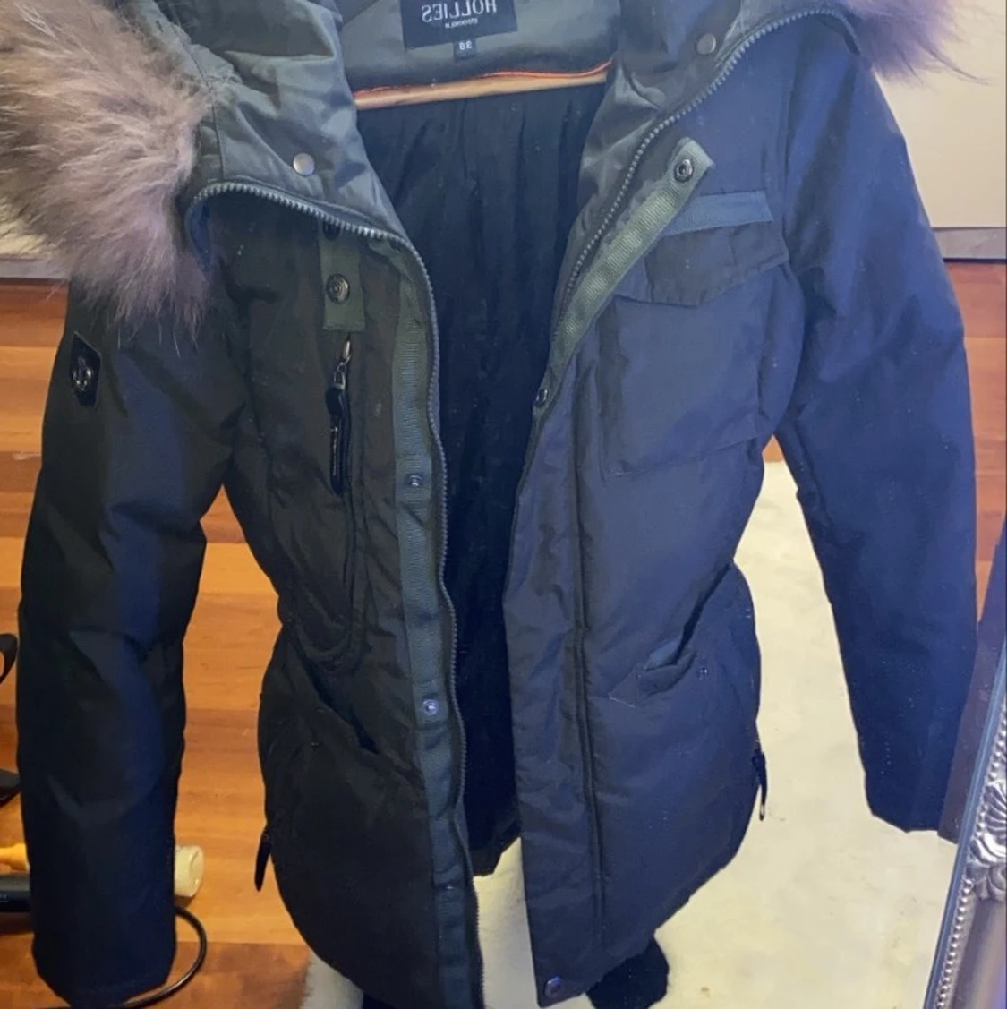 Hollies jacka storlek 38  - 91