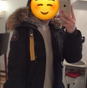 Pjs jacka - Pjs jacka använd två vintrar inga skador på jackan 