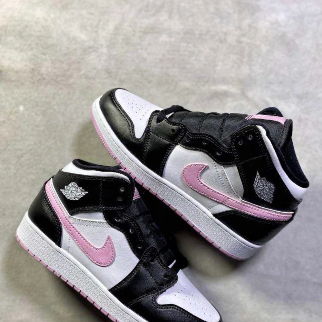 Nike air jordan pink
