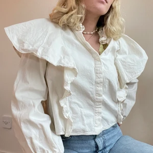 Super fint skjorta  - Säljer min favorit skjorta i nyskick, passar S 🌸 Frakt tillkommer 