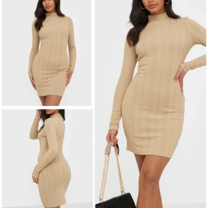 Ny Nelly kläninng storlek M - Klänning från NLY Trend Stretchigt mjukt material Ribbad Långärmad Liten polokrage