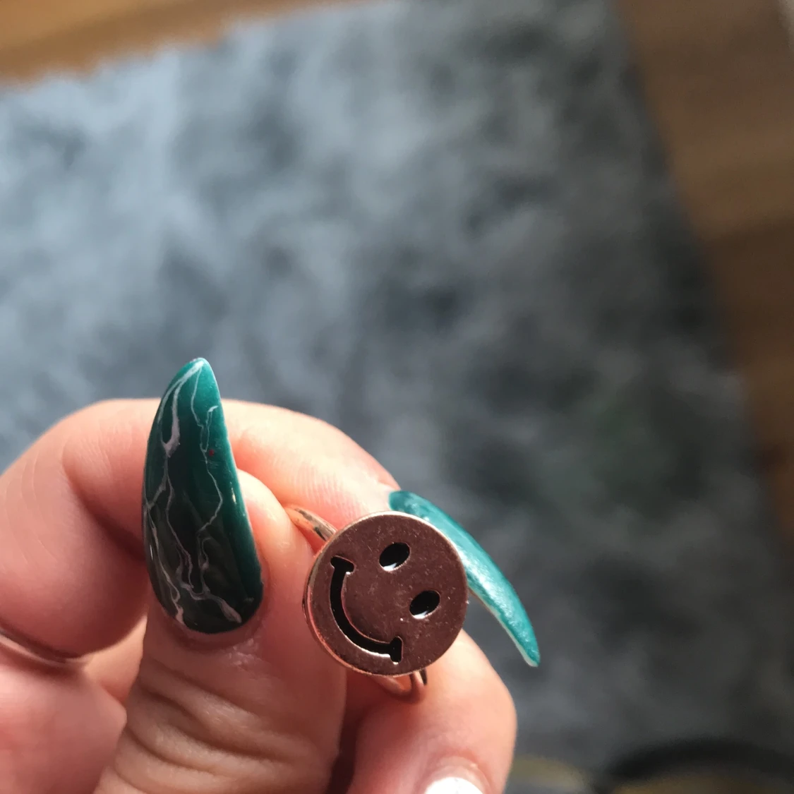 Rosegulds smileyring - 90