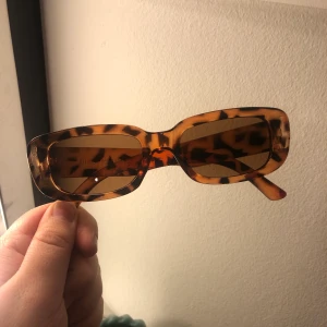 Solglasögon  - Leopard mönstrade solglasögon 💕 75kr+15kr frakt