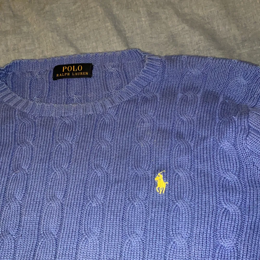 Jätte fin Ralph Lauren tröja i storlek XL DAM som är näst in till helt ny. Tröjor & Koftor.