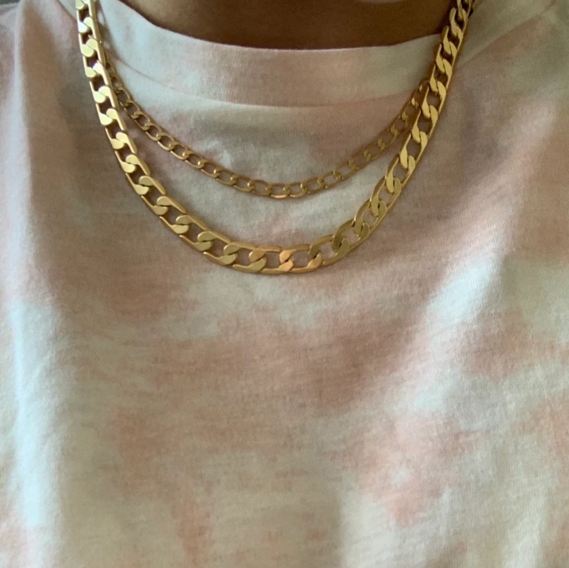 Guld pläterat halsband från mango - 90