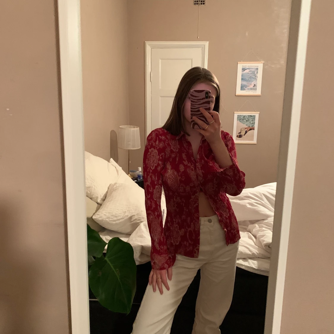 Röd blus från humana