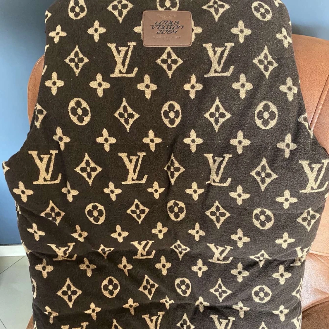 Louis Vuitton väst - 90