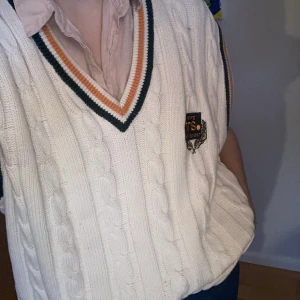 Björn Borg väst - Står ingen strl men uppskattar att det är en L. Priset är inklusive frakt.