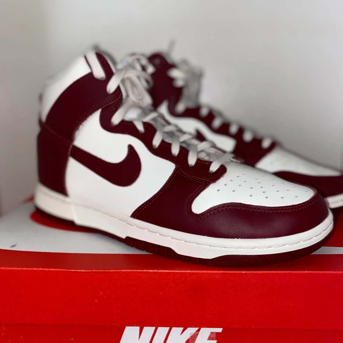 Nike dunk High Team red