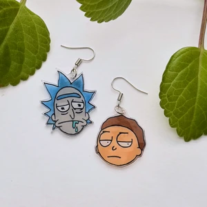 Handgjorda örhängen - RICK & MORTY!!!!