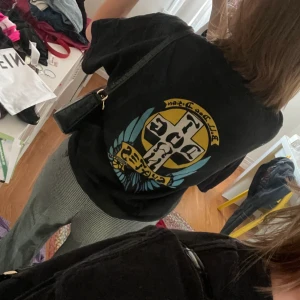 Dogtown T-shirt  - Svart. Nypris 350kr