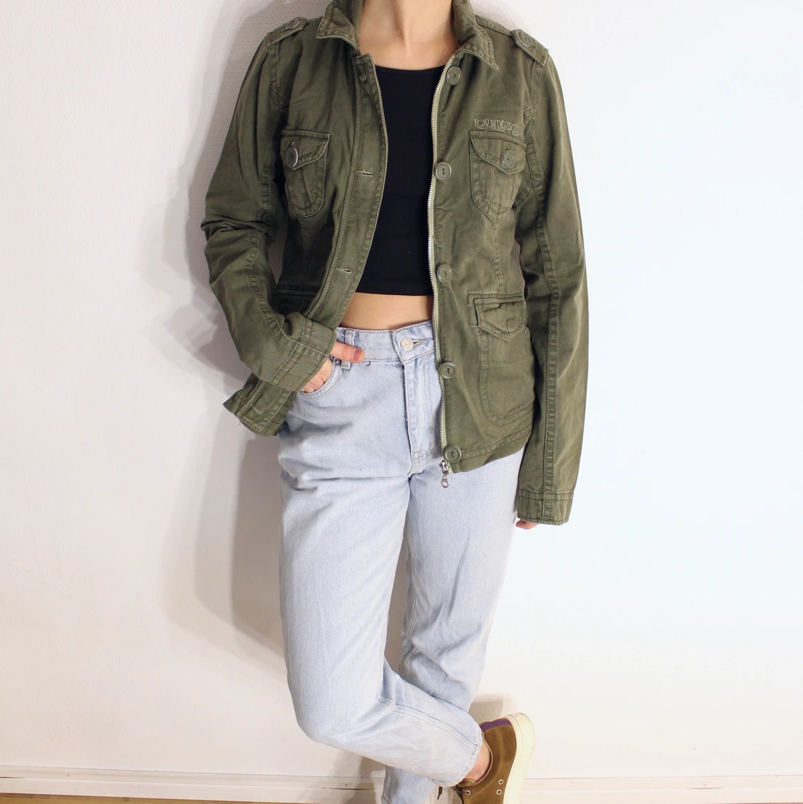 militärgrön jack 💚