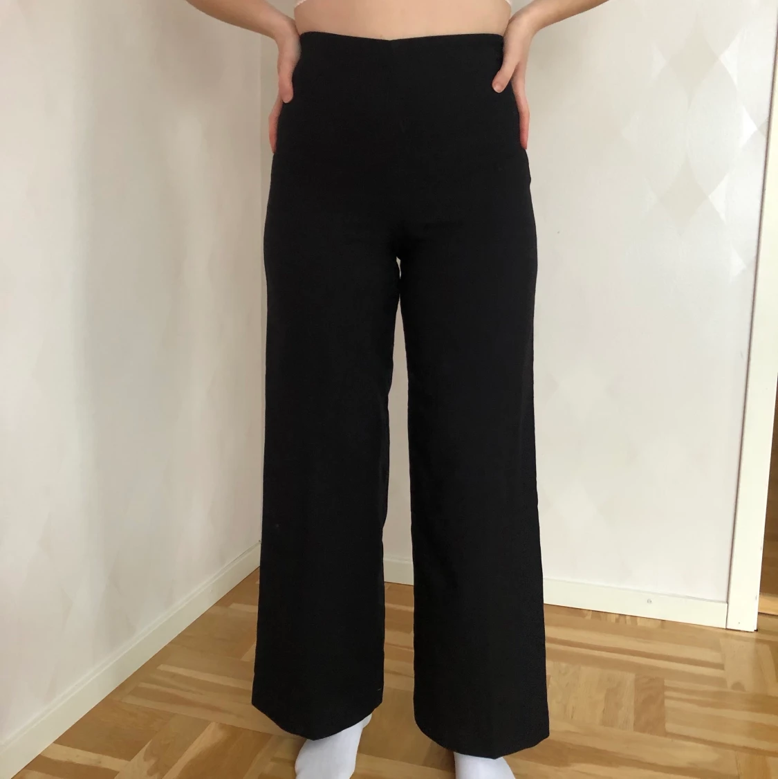 Tygbyxor från Weekday