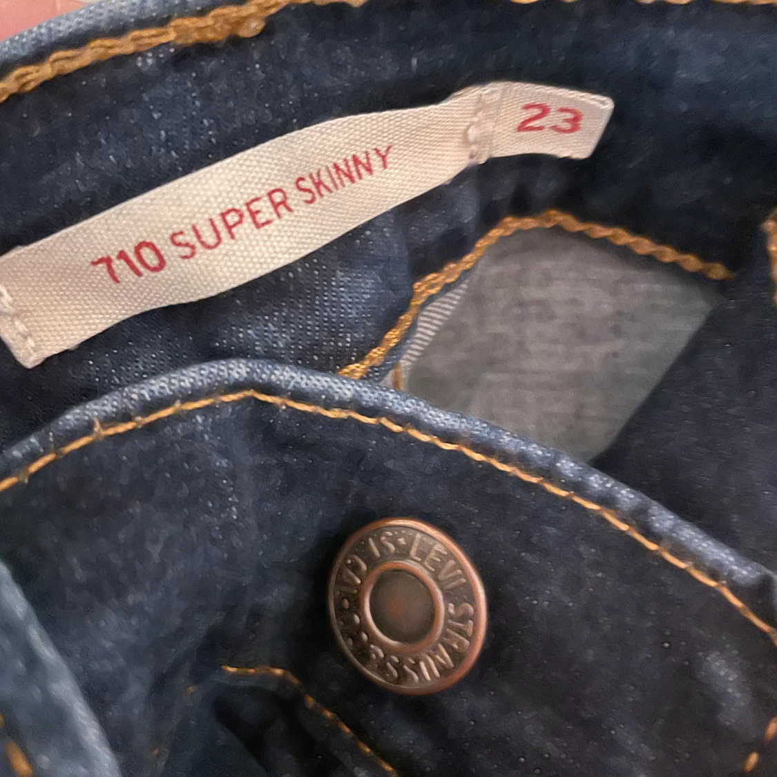 Levis jeans