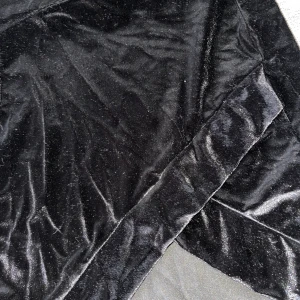 Sammetkjol - TightKjol i sammet, oanvänd 