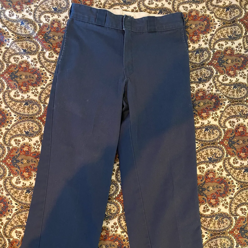 Dickies 874 Original Fit, 32x32, blå/mörkblå, cond 6-7/10. Jeans & Byxor.