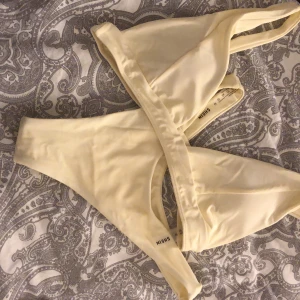 Bikini från SHEIN  - Helt oanvänd bikini från SHEIN endast testad, själjer då den satt för stort för mig
