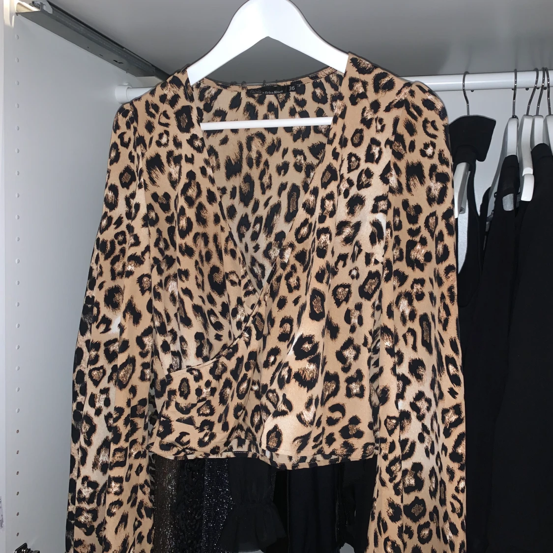 Leopard blus 