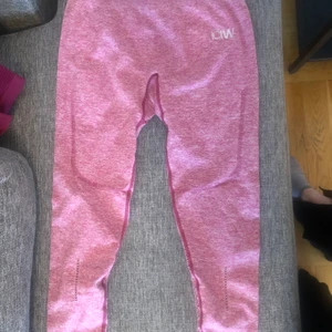 Icaniwill  - Storlek M, stretchigt material. Använda 1-2ggr