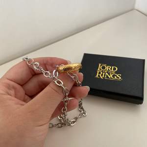 En ring/halsband ifrån lord of the ring🌸 50kr + 24kr frakt📦