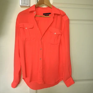 Ralph lauren skjorta - Fin skjorta strl S men är snygg oversized. Köparen står för frakten🤍