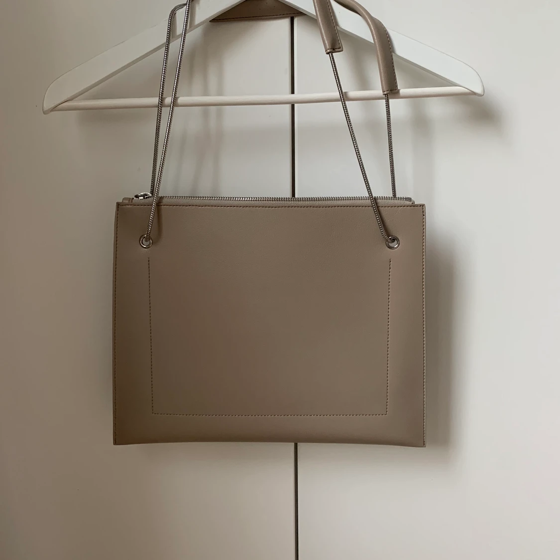 Oanvänd väska från Filippa K - 90