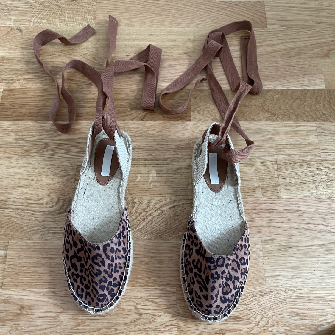 NYA SANDALER 38 STORLEK H&M