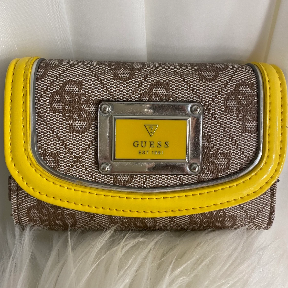 Plånbok guess  - 91