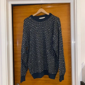 Robert Stock fleece tröja storlek L - Svin mysig fleece tröja jag har haft ett tag men vill bli av med. Bra skick 10/10