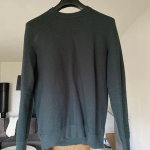 Stickad Grön Tröja - Skriv för mer info o frågor :)