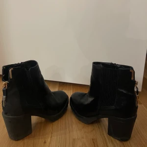 Höst/Vinter Klackskor  - -