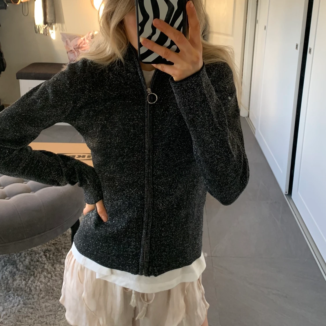 GLITTRIG ZIPUP🖤✨✨ - 90