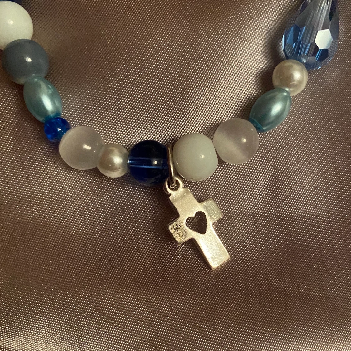 𓆉 blått halsband 𓆉 - 90