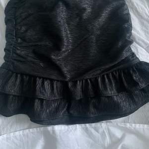 Fin kjol! Köpt tidigare ifrån Plick men den är ifrån Shein