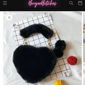 Heart shaped bag - Fluffy heart sharped bag, in multiple colors 