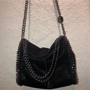 Ställa Macartney väska - En Ställa Macartney inspirerande väska som inte kommit till användning, pris går att diskutera:) köpare står för frakten ❤️