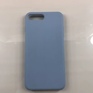 Ska iPhone 7/8 plus - Ljusblått silikonskal som passar iPhone 7/8 plus.                        Köparen står för frakt