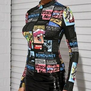 svart lång armar cool tryck  - Supppper häftig tröja med massor av tryck tyvärr aldrig använt vara testad (jätte skönt tyg, samt väldigt stretchigt tyg). De finns oxå texter på. (FRAKT kan ändras beroende vilket paket tröjan passar ) 