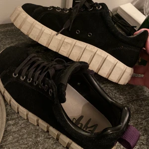 Eytys Odessa Sneakers  - Säljer mina knappt använda Etytys Odessa skor. Finns i Vasastan/Stockholm. 
