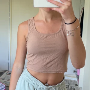Topp - Brun topp från shein❤️FRAKT INGÅR