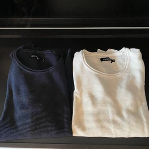 Stickad herrtröja  - Storlek S. Båda för 100. 50 kr styck. I använt men fint skick!