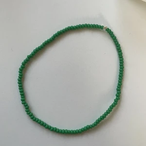 Pärlarmband  - Fixar olika armband har i alla färger förutom lila hör gärna av er